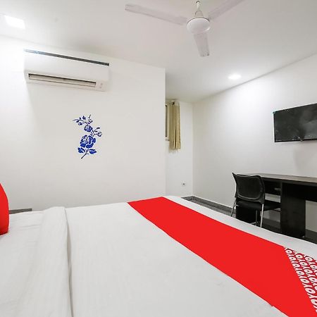 My Comfortable Hotel Neu-Delhi Exterior foto