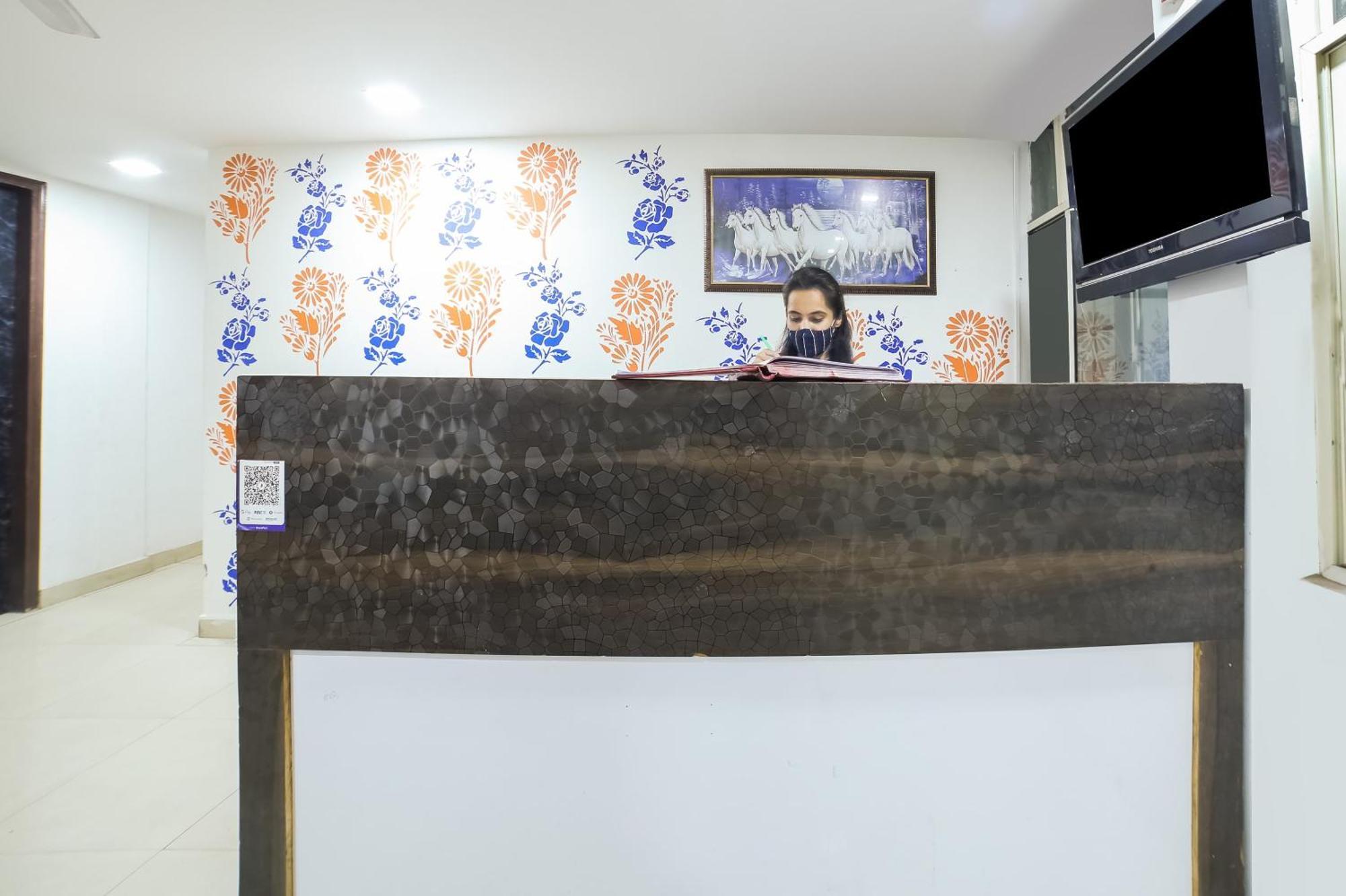 My Comfortable Hotel Neu-Delhi Exterior foto