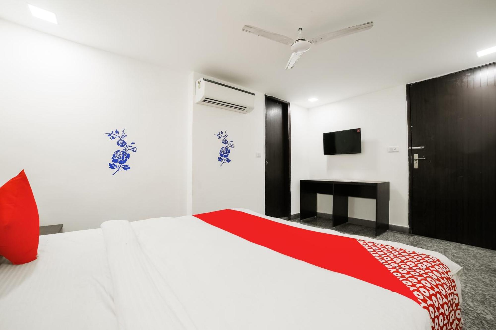 My Comfortable Hotel Neu-Delhi Exterior foto