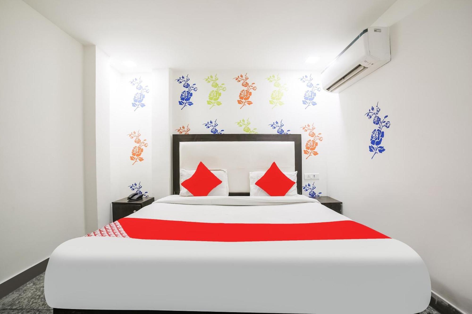 My Comfortable Hotel Neu-Delhi Exterior foto