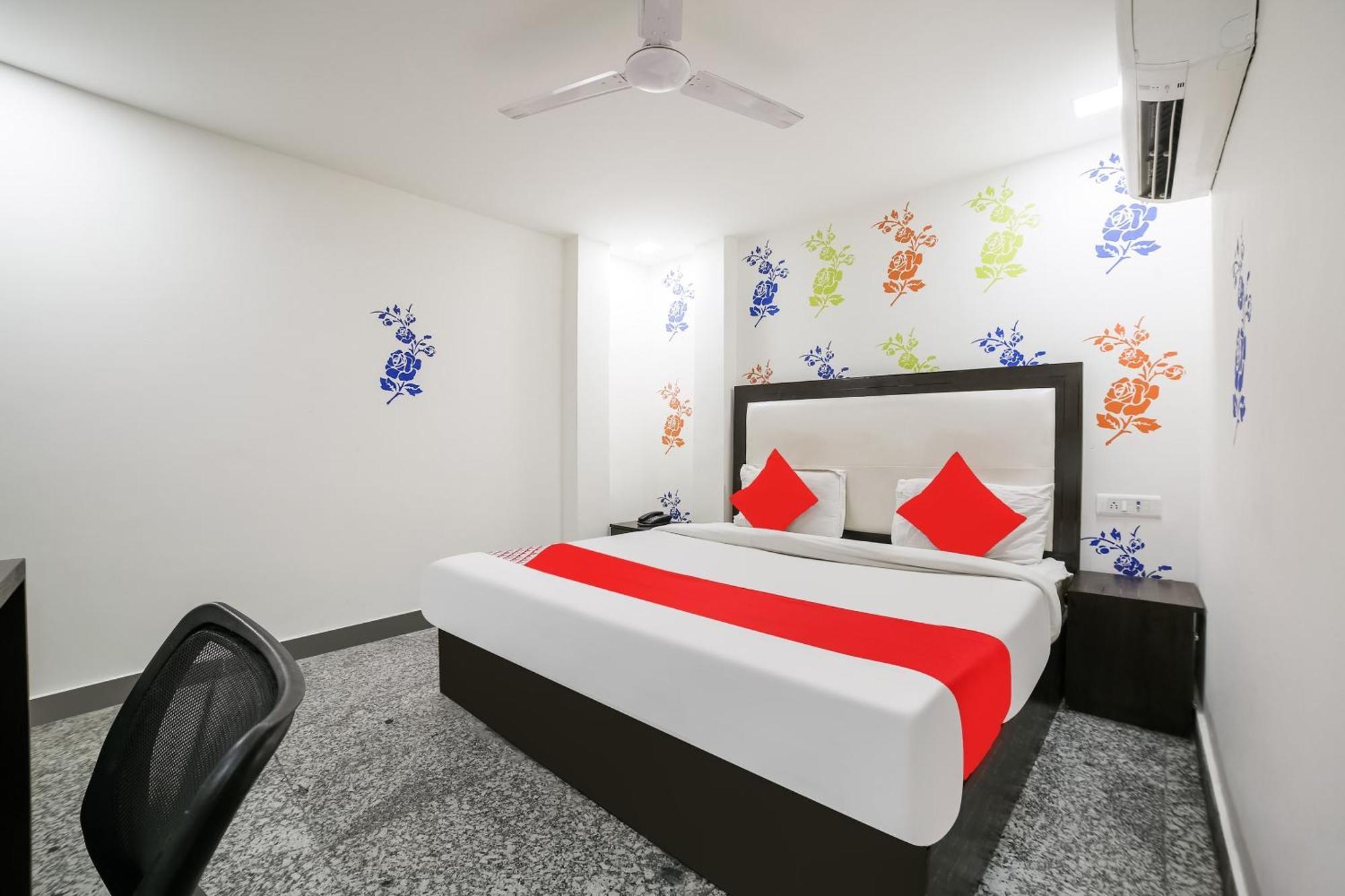 My Comfortable Hotel Neu-Delhi Exterior foto